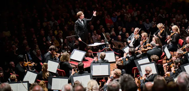 Klaus Mäkela conducts the Concertgebouw Orchestra in Mahler 7