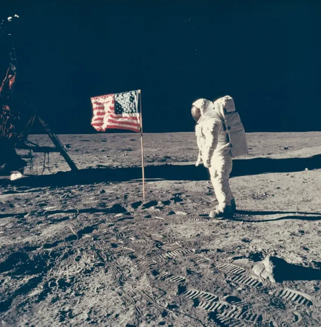 American Icon: The US Flag in Art