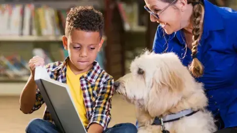 BARK: Read With a Therapy Dog