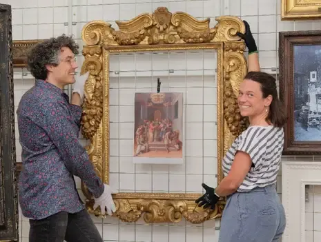 When Frames Tell Stories