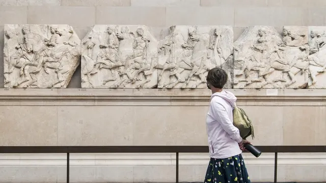 Out-of-hours tour: an introduction to the ancient Greek world