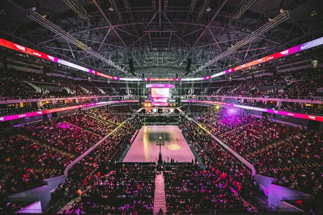 Lakers Opening Night Watch Party