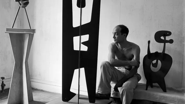 Luminary Close Look: Lee Miller—Fearless