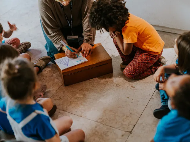Uma viagem em família pelo mundo das artes
