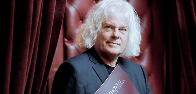 Beethoven! Ronald Brautigam plays 'Pathétique' and 'Moonlight Sonata'